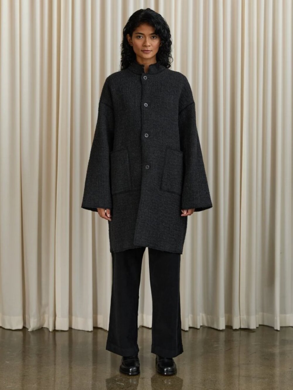 Labo Art "Frana" Coat in Grey, size "1".